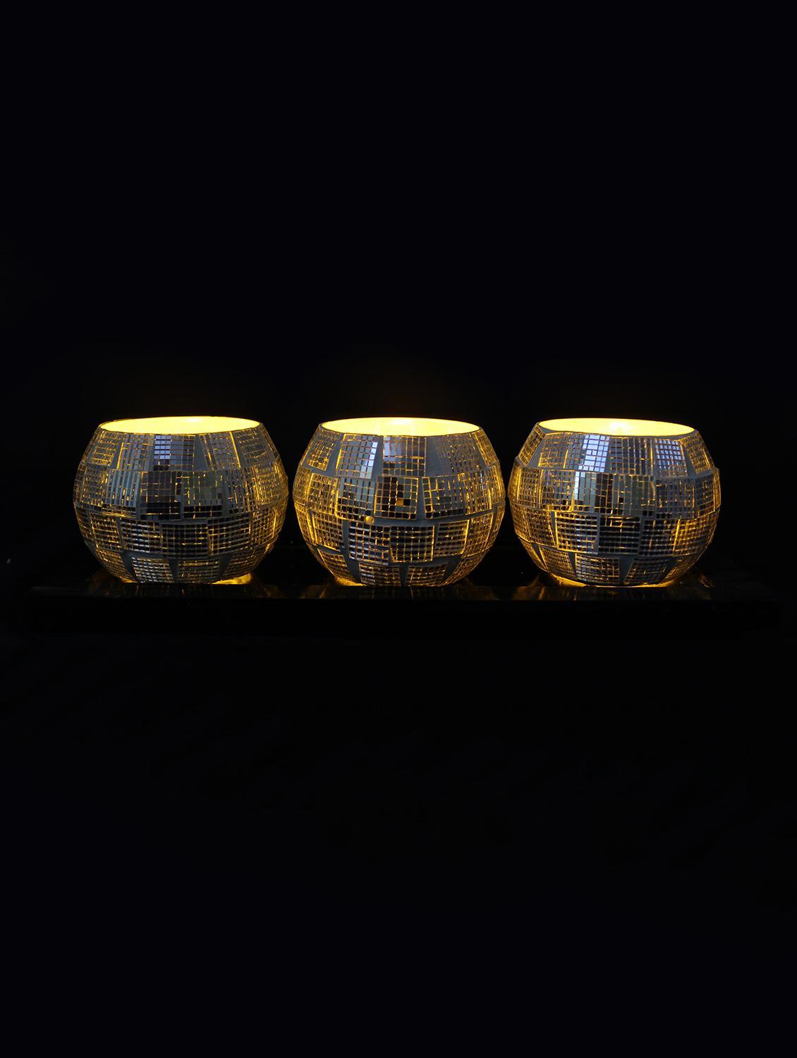 Hand Crafted Glass Votives with wooden Tray - 15614370 - Zoom Image - 2