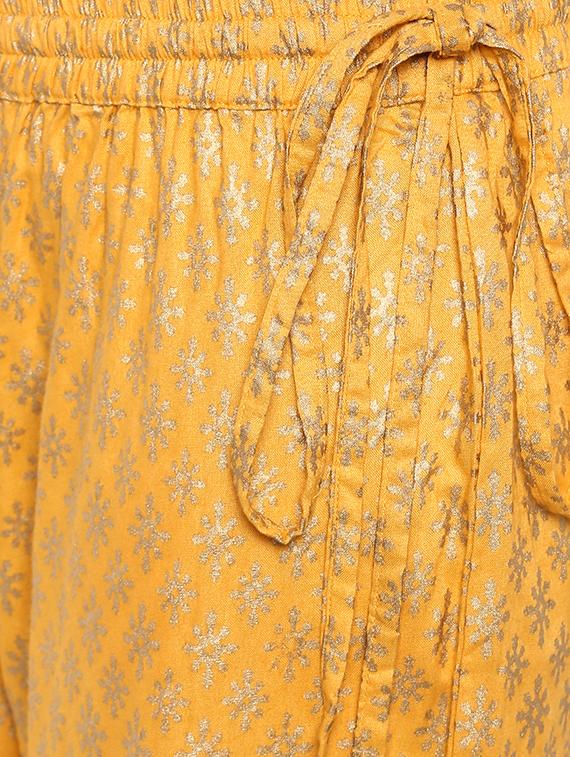 Mirror work kurta with foil printed palazzo set - 15616095 - Zoom Image - 5