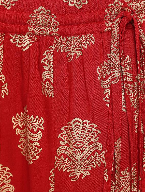 Foil printed detail kurta with gota patti palazzo set - 15616101 - Zoom Image - 5