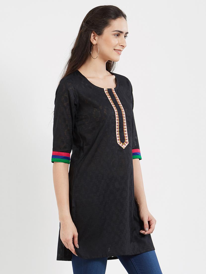 Pintucks straight kurti - 15619532 - Zoom Image - 2