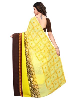 Contrast bordered geometrical saree with blouse - 15620319 - Standard Image - 2