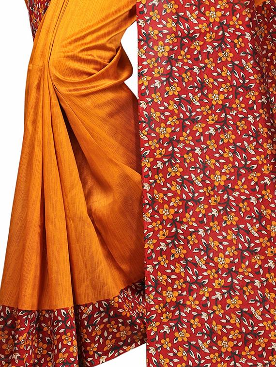 floral printed border saree with blouse - 15620795 - Zoom Image - 2