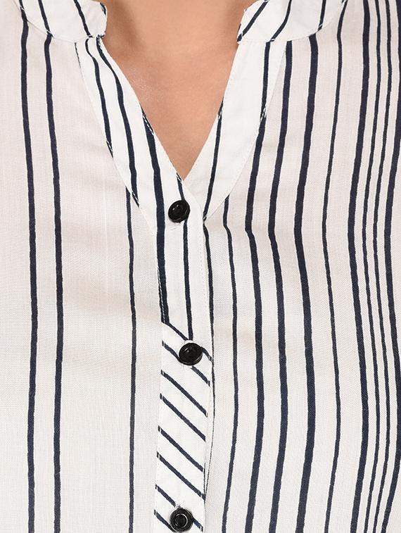 contrast yoke button detail tunic - 15621210 - Zoom Image - 5