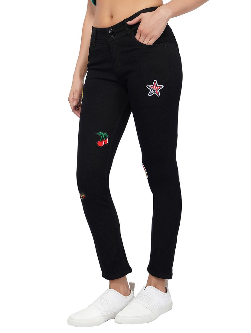 mid rise graphic patch jeans - 15621501 - Zoom Image - 2