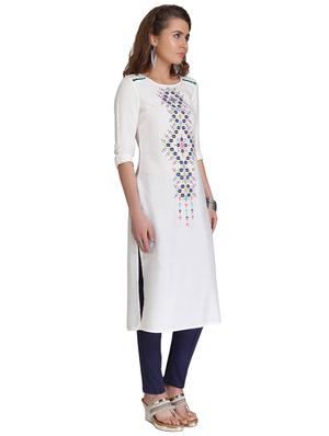 Straight embroiderede kurta - 15621822 - Standard Image - 2