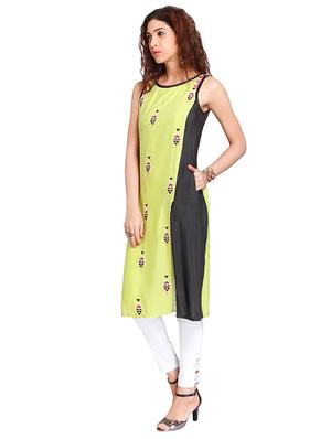 Straight embroidered kurta - 15621832 - Standard Image - 2
