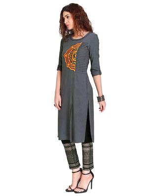 Straight embroidered kurta - 15621833 - Standard Image - 2