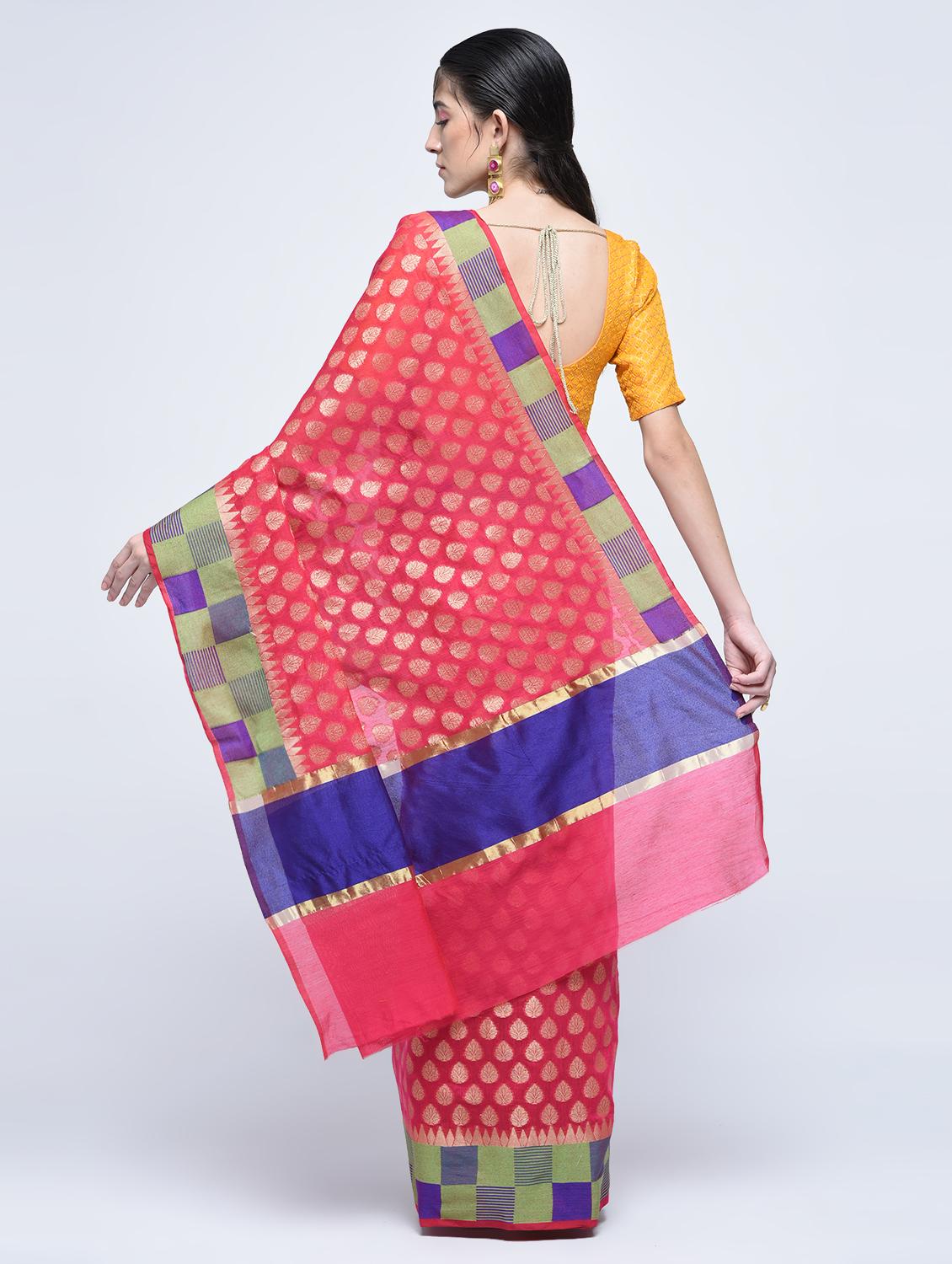 checkered border banarasi saree with blouse - 15622879 - Zoom Image - 2