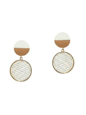 gold metal jewellery - 15627684 - Standard Image - 2