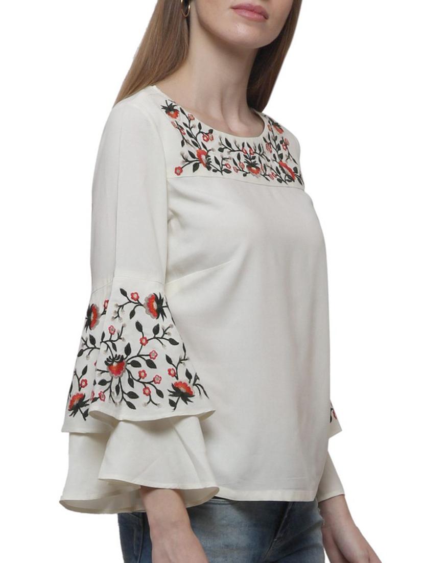 embroidered bell sleeved top - 15627721 - Zoom Image - 2