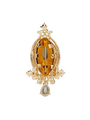 gold metal brooch - 15627772 - Standard Image - 2