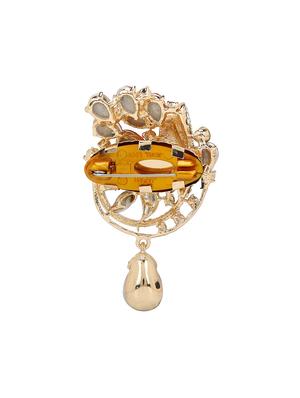 gold metal brooch - 15627790 - Standard Image - 2