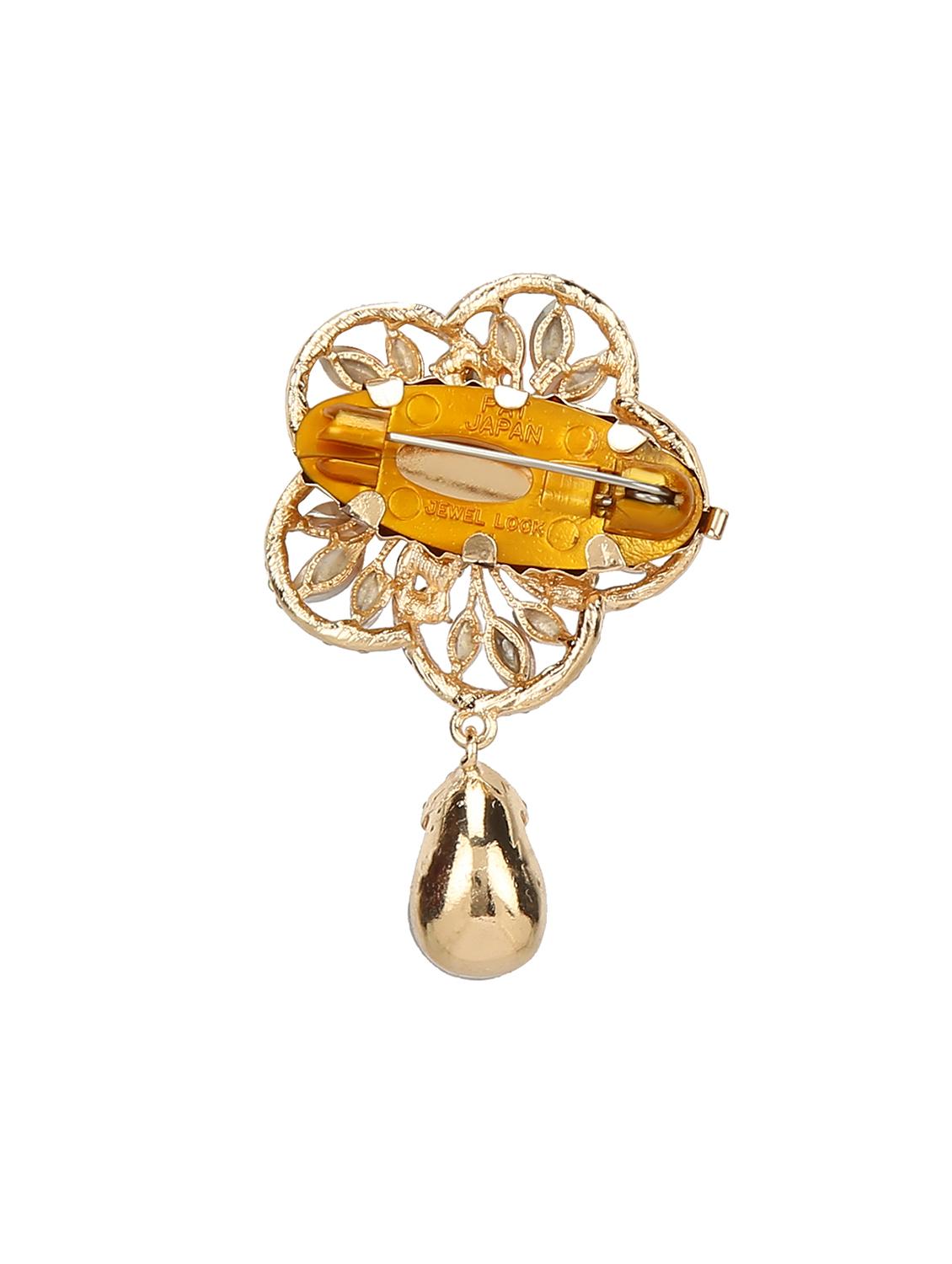 gold metal brooch - 15627856 - Zoom Image - 2