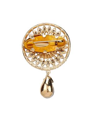 gold metal brooch - 15627866 - Standard Image - 2