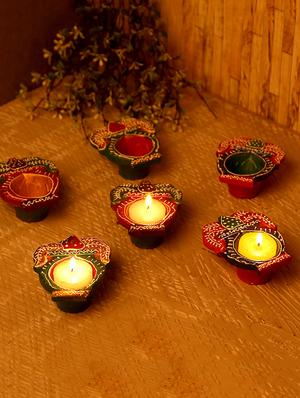 aapno rajasthan kalash design handpainted terracotta diyas - set of 6 - 15649182 - Standard Image - 2