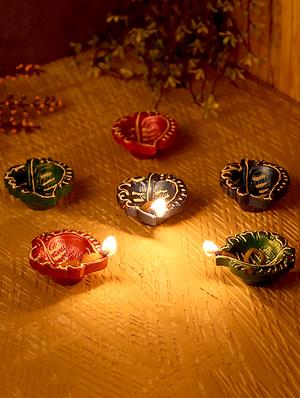 aapno rajasthan leaf design handpainted terracotta diyas-set of 6 - 15649186 - Standard Image - 2