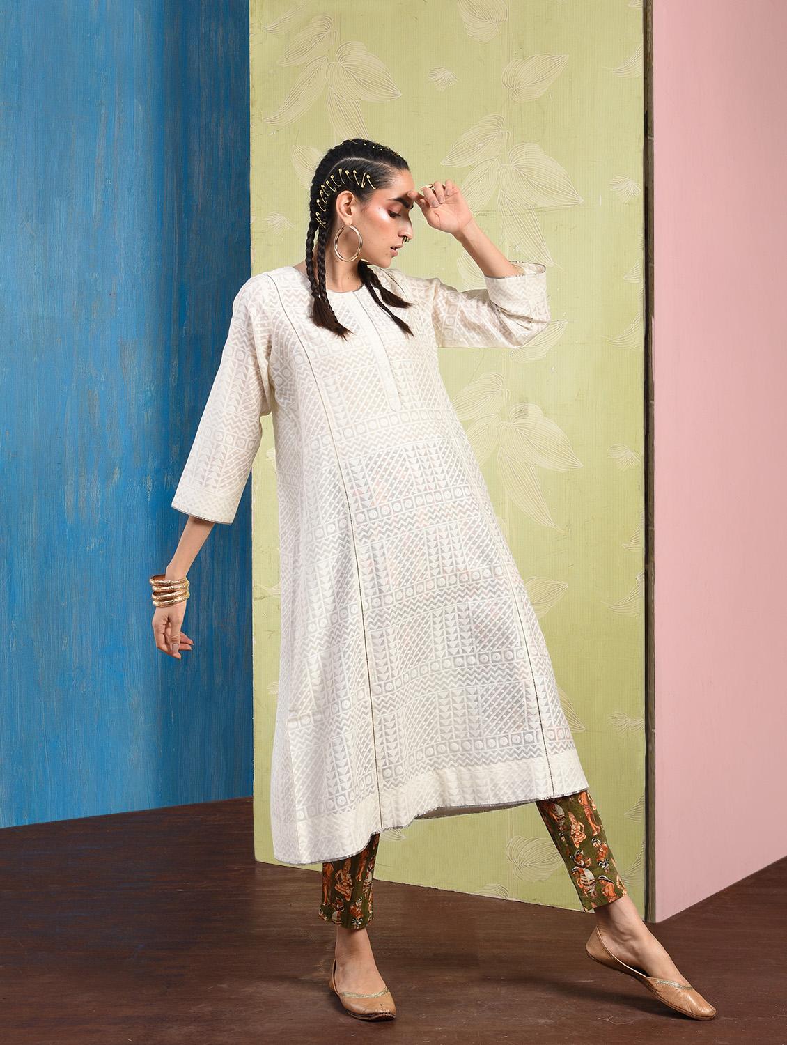 a-line self design kurta - 15653693 - Zoom Image - 2