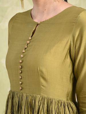 olive silk crinkled flared kurta - 15692964 - Standard Image - 5