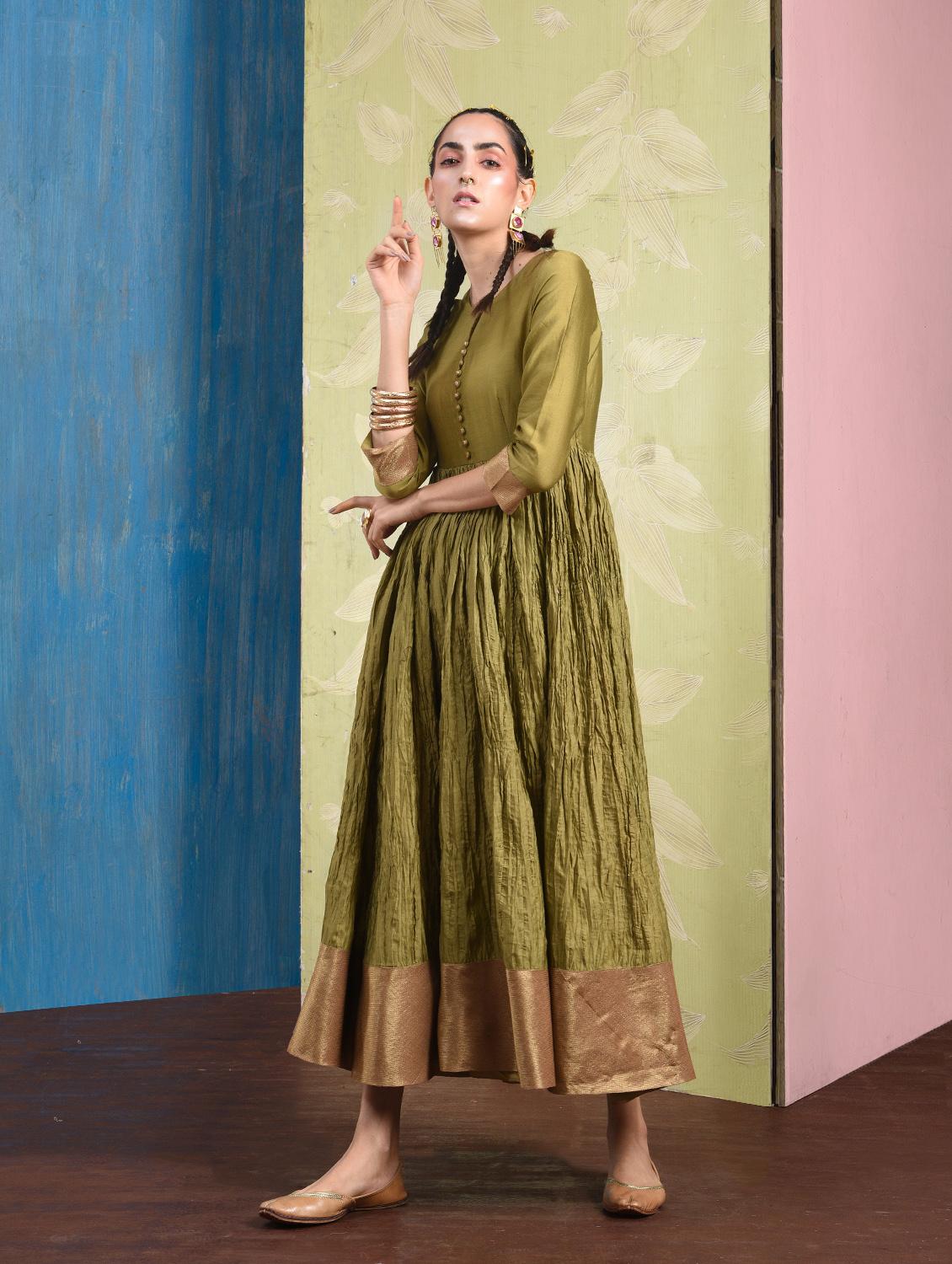 olive silk crinkled flared kurta - 15692964 - Zoom Image - 2