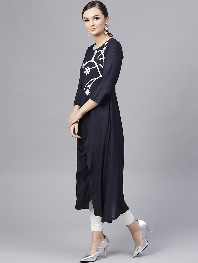Navy cowl embroidered kurta - 15696058 - Zoom Image - 2