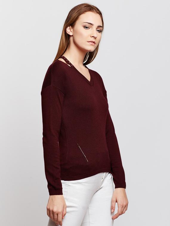 Cut work neck woolen pullover - 15697952 - Zoom Image - 2