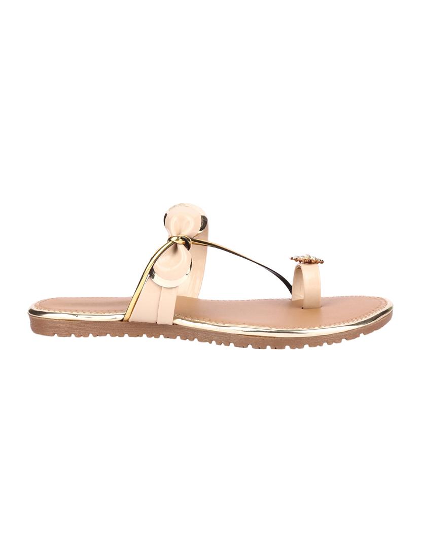 beige one toe sandals - 15706505 - Zoom Image - 2