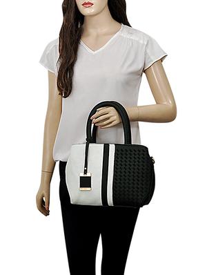 black leatherette (pu) regular handbag - 15707097 - Standard Image - 5