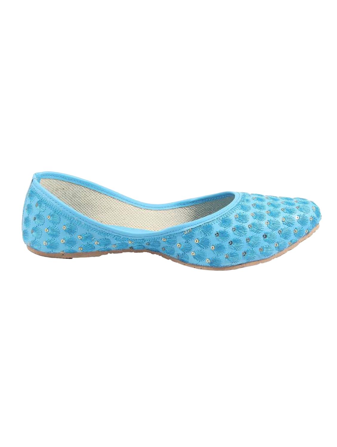 blue slip on jutis - 15710285 - Zoom Image - 2
