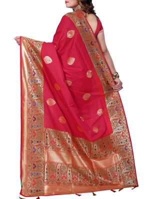 paisley zari border banarasi saree with blouse - 15726742 - Standard Image - 2