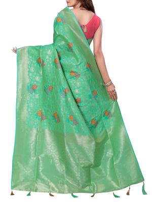 floral zari motif banarasi saree with blouse - 15726753 - Standard Image - 2