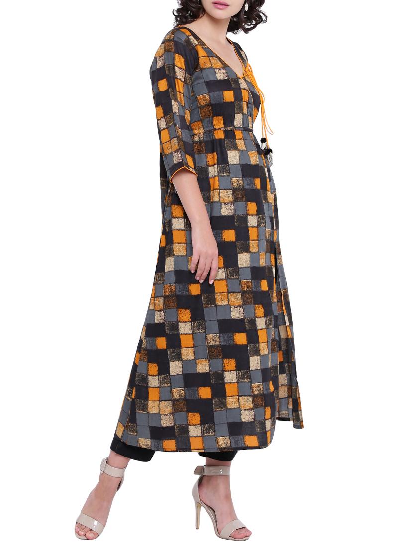 A-line geometrical kurta - 15727414 - Zoom Image - 2