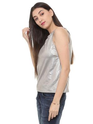 keyhole detail sleeveless top - 15728400 - Standard Image - 2