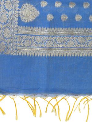 banarasi dupatta with fringes - 15729192 - Standard Image - 2
