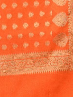 banarasi dupatta with fringes - 15729196 - Standard Image - 2