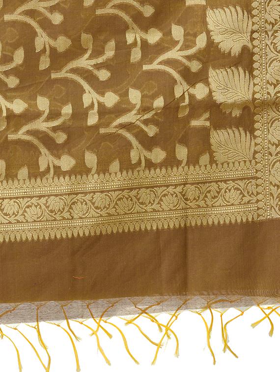 banarasi dupatta with fringes - 15729201 - Zoom Image - 2
