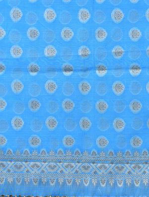 banarasi dupatta with fringes - 15729220 - Standard Image - 2