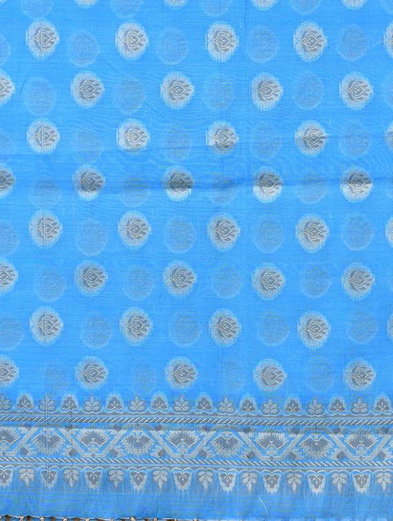 banarasi dupatta with fringes - 15729220 - Zoom Image - 2
