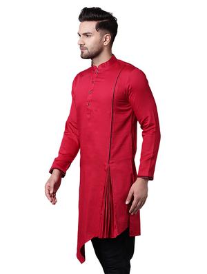 red cotton asymmetric kurta - 15729279 - Standard Image - 2