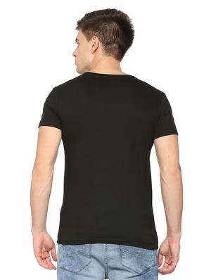 black cotton chest print t-shirt - 15729978 - Standard Image - 2