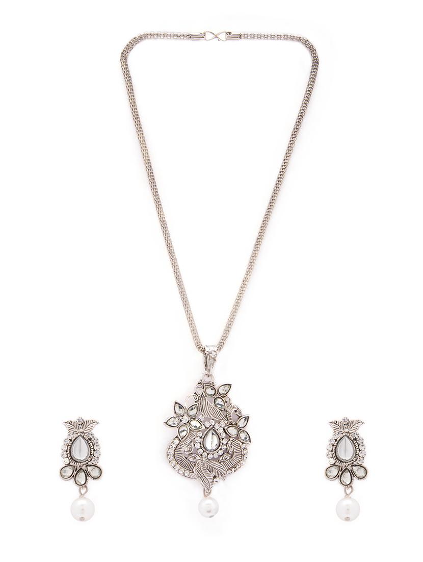 silver metal necklaces and earring - 15731222 - Zoom Image - 2