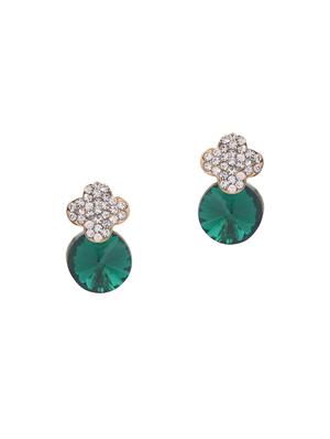 gold metal studs earring - 15735195 - Standard Image - 2