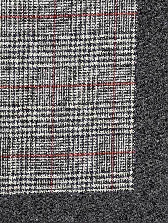 Self-design viscose stole - 15735762 - Zoom Image - 2