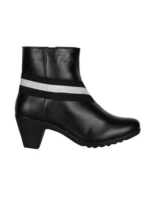 black zipper ankle boots - 15737876 - Standard Image - 2