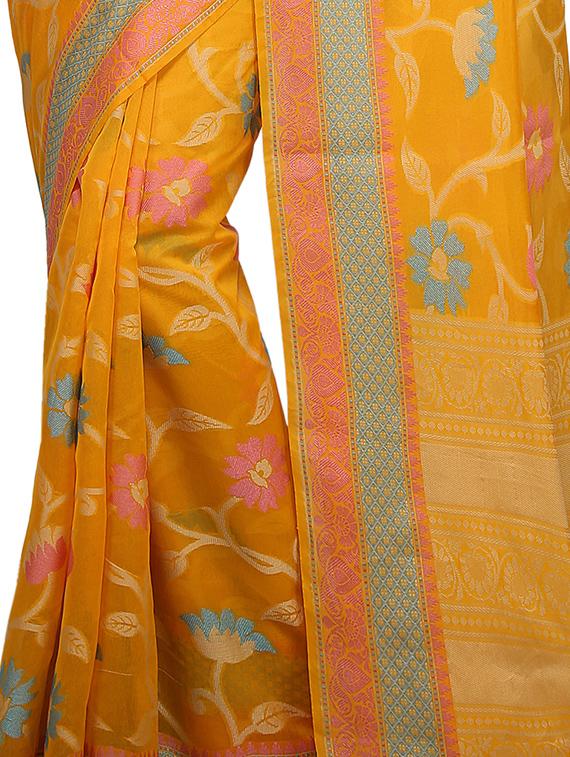 floral zari motif banarasi saree with blouse - 15737961 - Zoom Image - 2