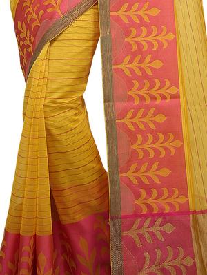 contrast zari border banarasi saree with blouse - 15738047 - Standard Image - 2