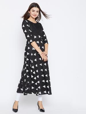 Geometrical flared kurta - 15738777 - Standard Image - 5