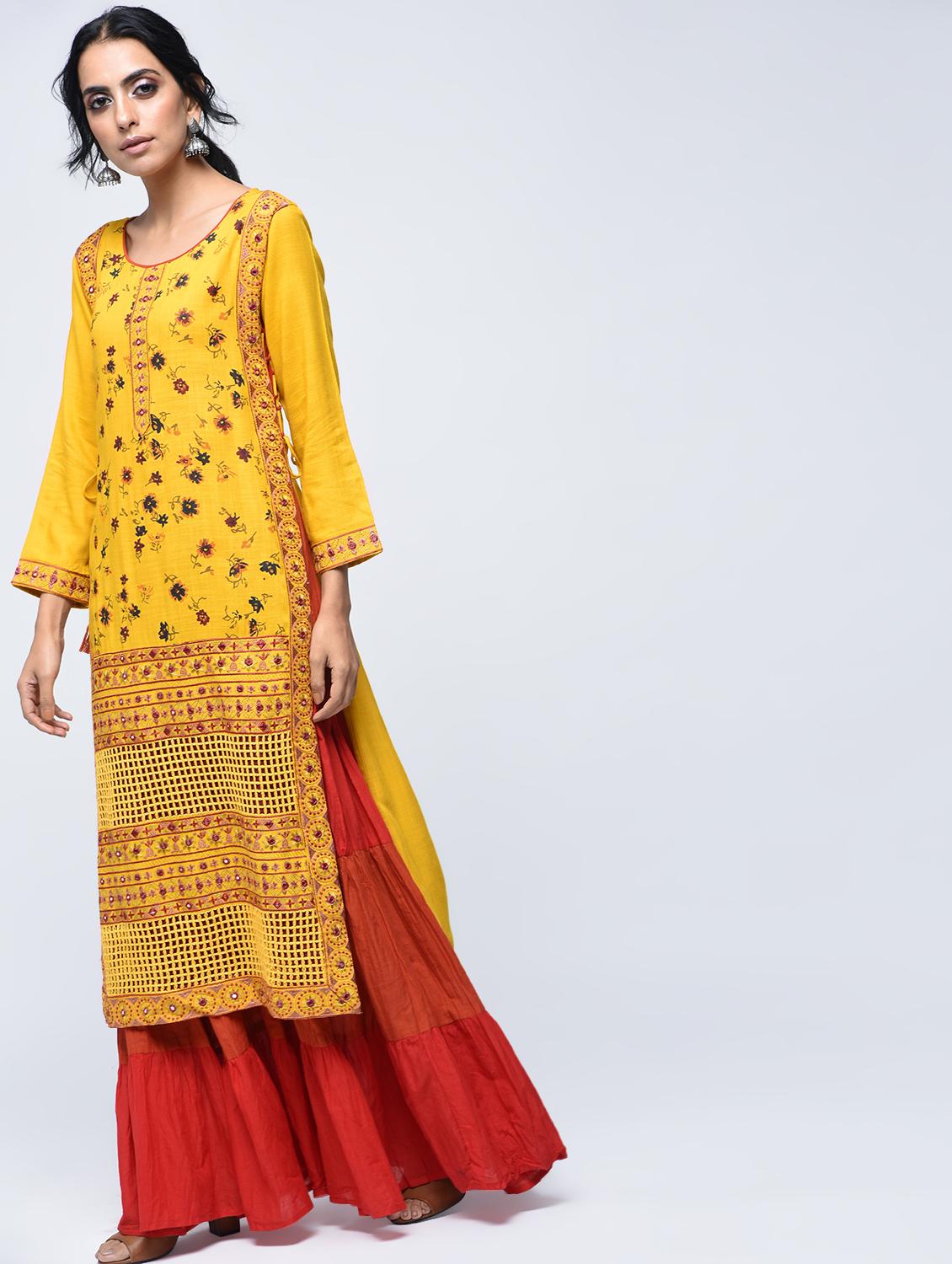 embroidered layered kurta - 15760021 - Zoom Image - 2