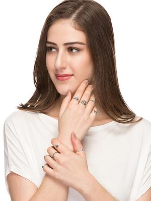 silver metal finger ring - 15761092 - Standard Image - 2