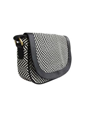 black canvas regular sling bag - 15763458 - Standard Image - 2