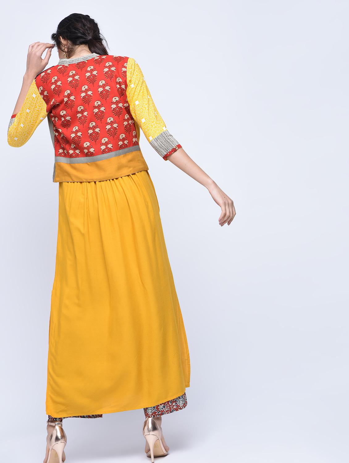 straight embroidered kurta with jacket - 15781300 - Zoom Image - 2